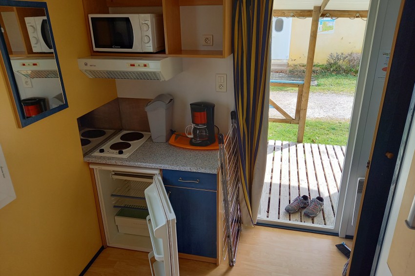 Kitchenette MH 7.11.12